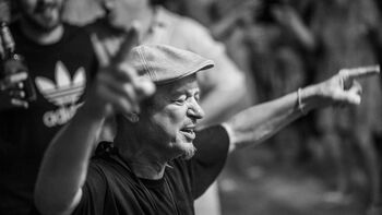 Globusalno: Veztax - življenje v ritmu glasbe