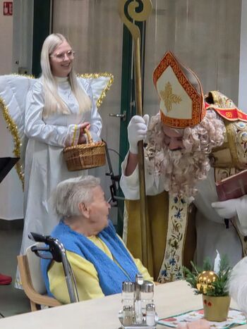 Miklavž na povabilo Lions kluba Trebnje obiskal varovance v DSO Trebnje 