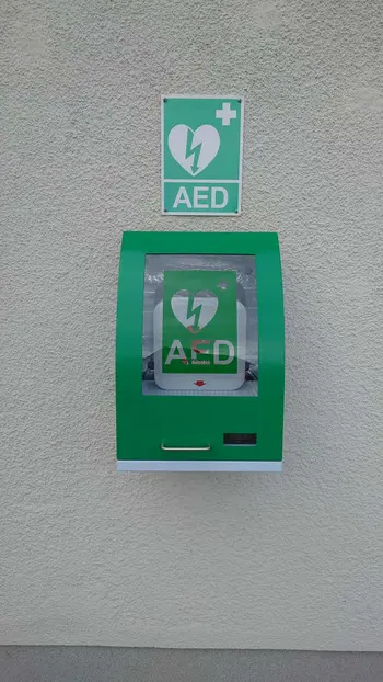 Nova omarica AED na Rečici