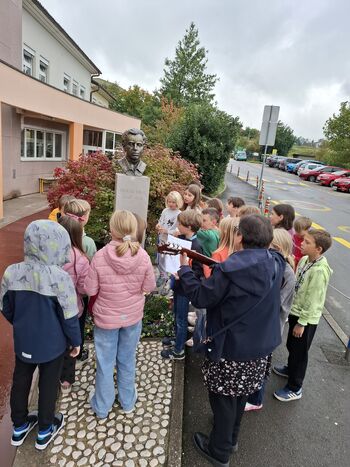 Poklon Dragu Bajcu in dnevu spomina na mrtve
