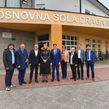 Minister za vzgojo in izobraževanje v Vipavi