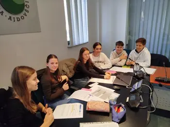 Parlamentarci OŠ Draga Bajca Vipava vodili zasedanje 36. medobčinskega otroškega parlamenta
