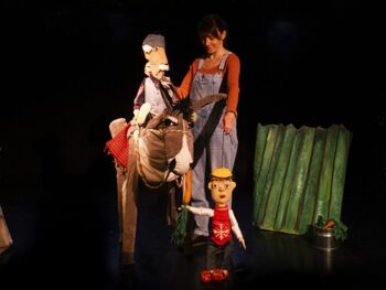 Vsem ljudem nikoli ne ustrežeš, Gledališče Bičikleta