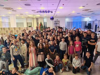 Novoletna karate zabava 2025 – večer smeha, plesa in druženja