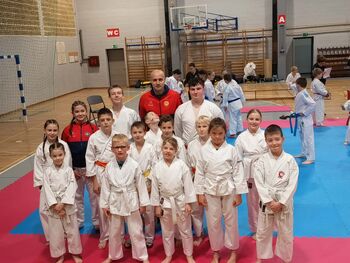 Uspeh mladih karateistov na 1. Zajčkovem turnirju v Radečah
