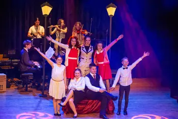 Mladi z novim muzikalom »Annie in Mary« očarali občinstvo 