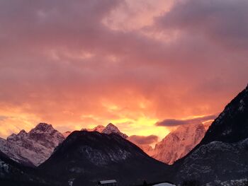 Predavanje "Od Dovjega do Himalaje"