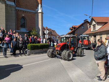 Tradicionalni blagoslov traktorjev in traktoristov