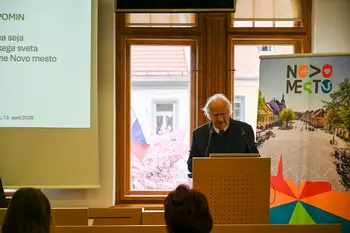 Novo mesto se je poklonilo častnemu občanu dr. Mihaelu Japlju