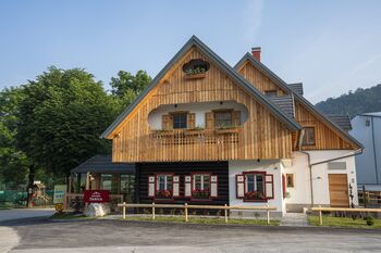 Pridruži se ekipi Gostišča Danica – iščemo sodelavce (Bohinj)