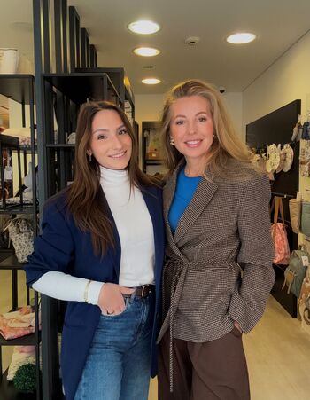 Povezovanje teorije s prakso pri Hajdi.si