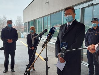 Predsednik republike Borut Pahor med delovnim obiskom na Goriškem obiskal tudi našo bolnico