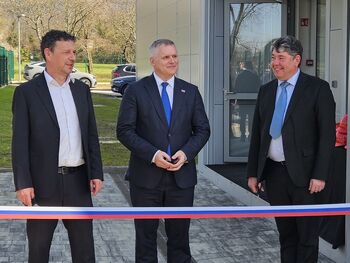 V Vrtojbi odprli prenovljeno razdelilno transformatorsko postajo 