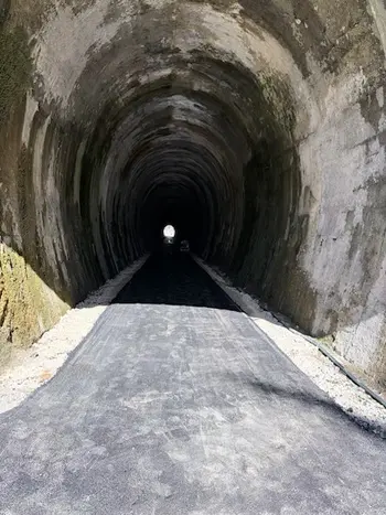 Zaključena asfaltacija tunela Naklo