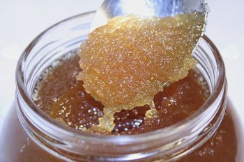 Med je več kot sladilo