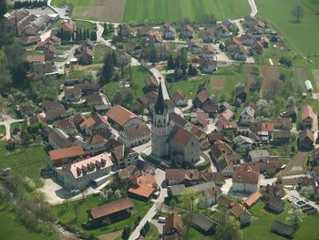 Občina Šentrupert bo razdelila 76 tisoč evrov na javnih razpisih