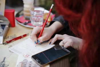 Plačaj z verzom ... in napiši pesem