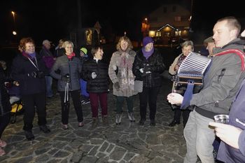 PRAZNIČNI VEČERNI POHOD »PRID'MO SI VOŠČIT« 2018