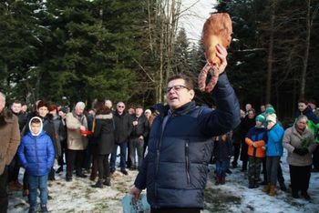 25. KRAČEVANJE V MENIŠKI VASI