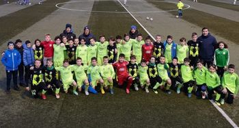 Zmajčki na obisku pri vrstnikih iz Zagreba Zmajčki na obisku pri vrstnikih iz Zagreba