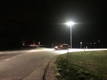 Osvetljeno križišče v Vrbi