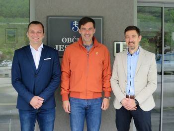 Z delom pričela direktor občinske uprave in podžupan