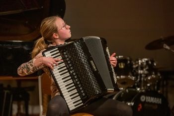 Recital harmonikarke Zale Zarje Mesec