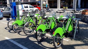 Po Novem mestu hitreje z električnimi kolesi