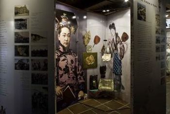 Pokrajinski muzej Celje: Javno vodstvo po razstavi Alma M. Karlin Poti