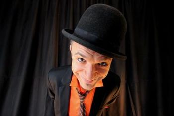 Mestna plaža: S čarovnikom na čarobno potovanje