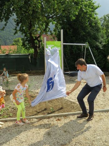 Otroško igrišče Katja predano svojemu namenu