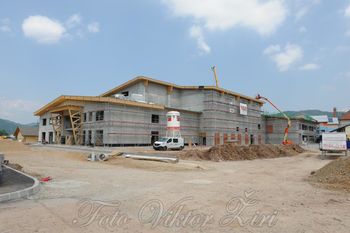 Javno zbiranje ponudb za oddajo poslovnih prostorov v lasti Občine Žiri v najem