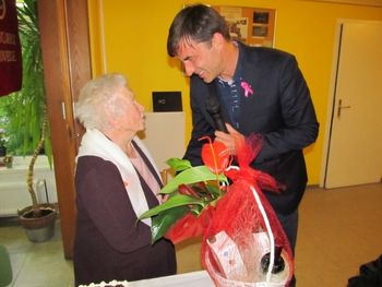 100 let Francke Leskovar