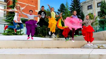 Na festivalu PIKA MIGA plesali tudi otroci iz romskega naselja Brezje in Žabjak