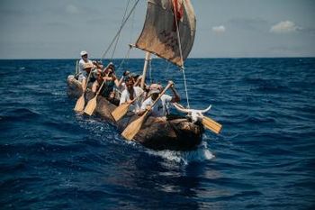 Predavanje Z deblakom med grškimi otoki