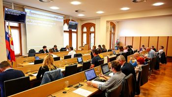 Soglasje občinskega sveta za nakup zemljišč v Podbrezniku