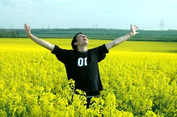 Pravica biti človek