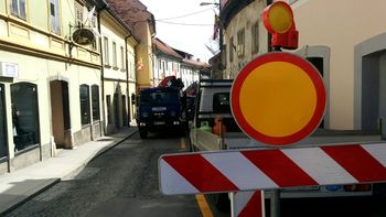 Konec tedna dela v zalednih ulicah mestnega jedra