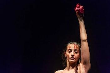 Ta veseli dan kulture: Kristina Aleksova: SRCE