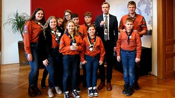 Novomeški skavti prinesli luč miru