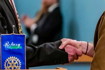 Štipendija ROTARY KLUBA LJUBLJANA za šolsko leto 2020 / 2021