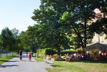 Javno povabilo za izvajanje gostinske dejavnosti na lokaciji "MESTNA PLAŽA"