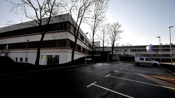 Prekinitev izvajanja nenujnih specialističnih pregledov v novomeški bolnišnici