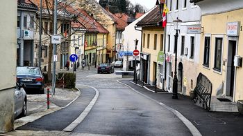 Pred nadaljevanjem prenove mestnega jedra arheološko sondiranje
