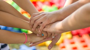 Strokovnjaki s področja duševnega zdravja na voljo za brezplačne razbremenilne pogovore