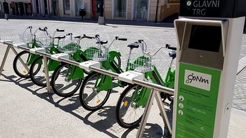 Znova možna izposoja koles, po prvomajskih praznikih plačljiva parkirnina