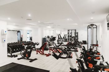 Sproščanje omejitev na področju športa – fitnes centri Sproščanje omejitev na področju športa – fitnes centri