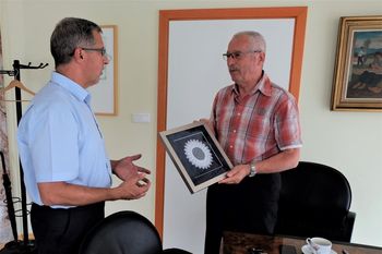 Zahvala g. Imperlu za pomoč pri domu starejših občanov