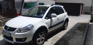 JAVNO ZBIRANJE PONUDB ZA PRODAJO PREMIČNEGA PREMOŽENJA