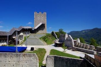 Kavarna Veronika na Starem gradu Celje bo zaprta do sobote Kavarna Veronika na Starem gradu Celje bo zaprta do sobote